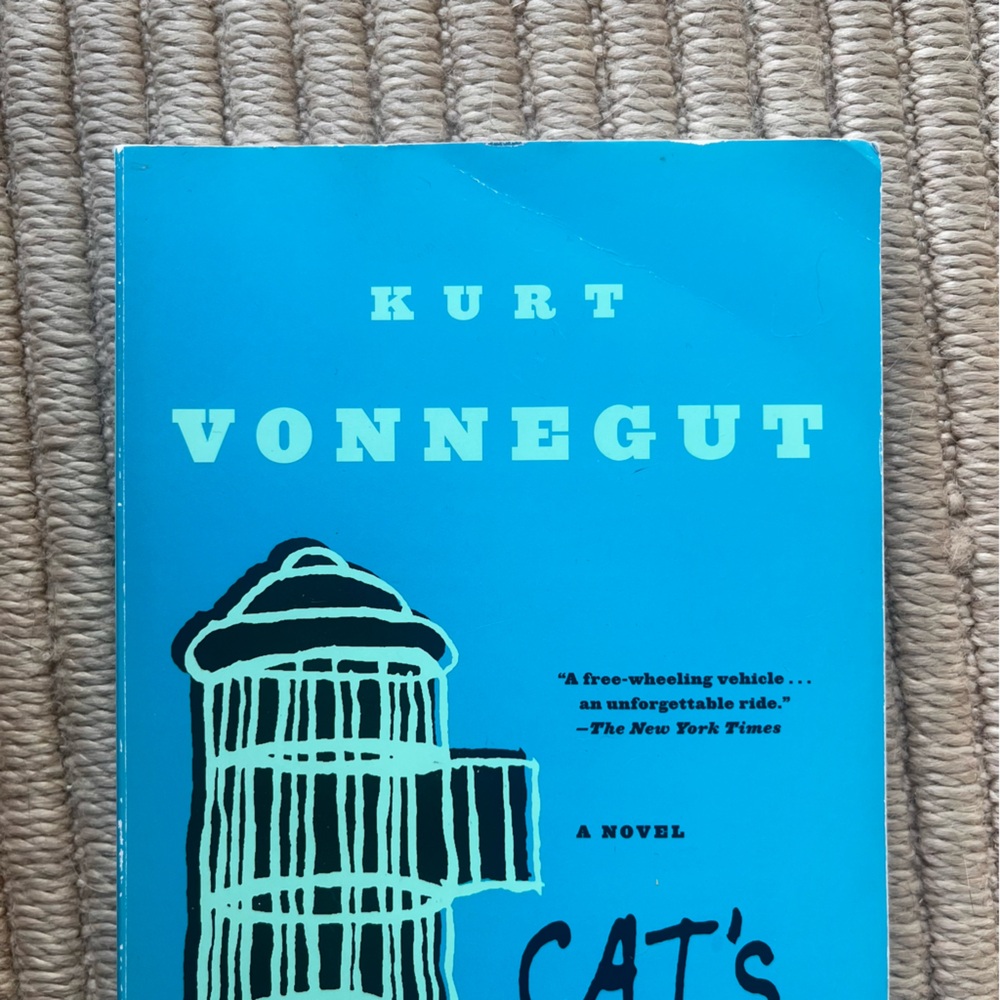 “Cat’s Cradle” by Kurt Vonnegut dark humor satire paperback novel - Picture 4 of 15